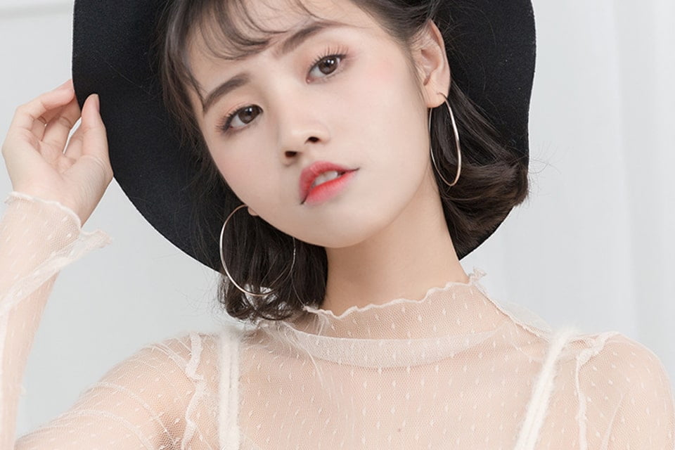 Tô điểm cho set đồ Mùa Thu thêm điệu đà và cá tính Le'mare Jewelry LMJ