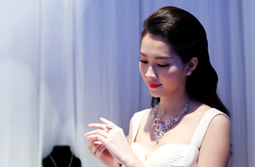 Lý do nên đeo trang sức