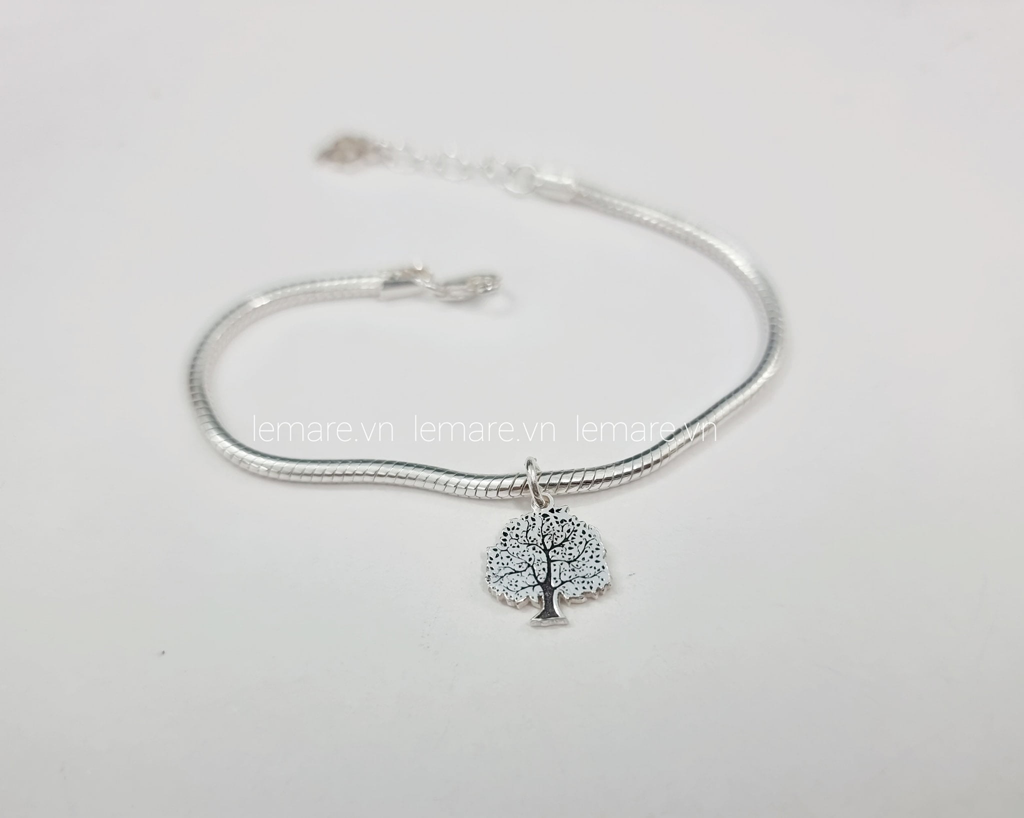 Lắc bạc Le’Mare – Món quà chứa cả bầu trời tình yêu mẹ dành trọn cho con Le'mare Jewelry LMJ