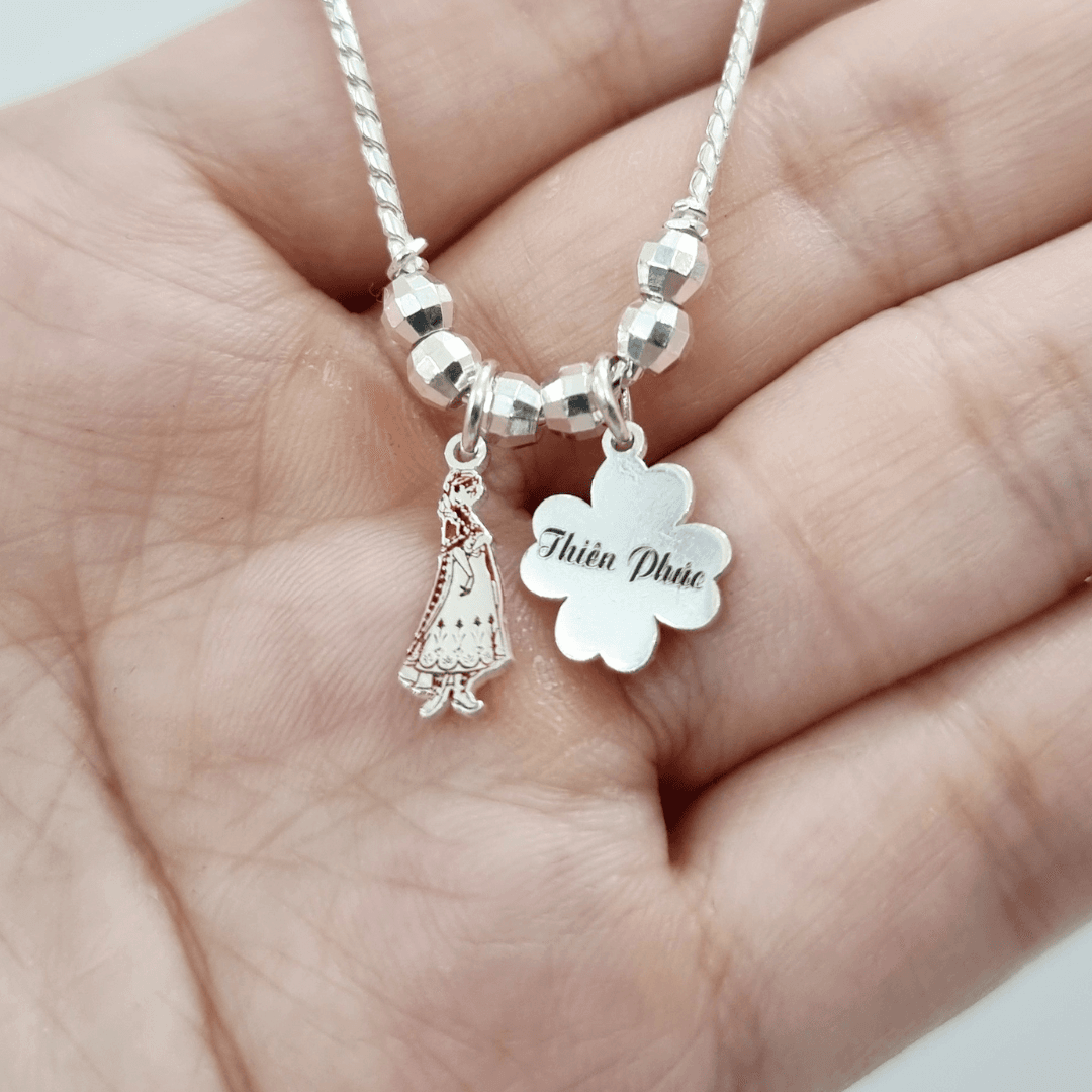 Dây chuyền S 6 bi trung bạc ta mặt công chúa Anna mix charm cỏ 4 lá khắc tên quà tặng ấn tượng cho bé gái Le'Mare Jewelry - Dây Chuyền Bạc Trẻ Em Le'mare Jewelry LMJ