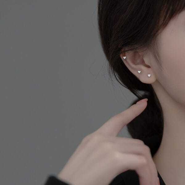 Khuyên tai bạc Le'Mare Jewelry M00081 - Ảnh 3