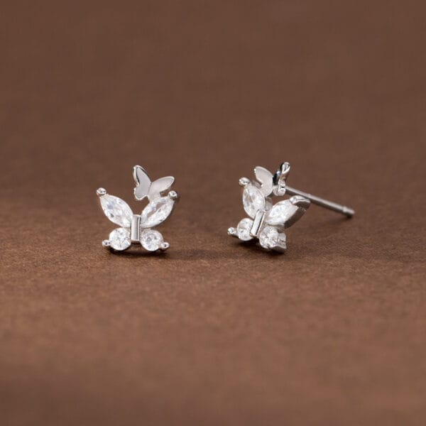 Khuyên tai bạc Le'Mare Jewelry M04404 - Ảnh 4