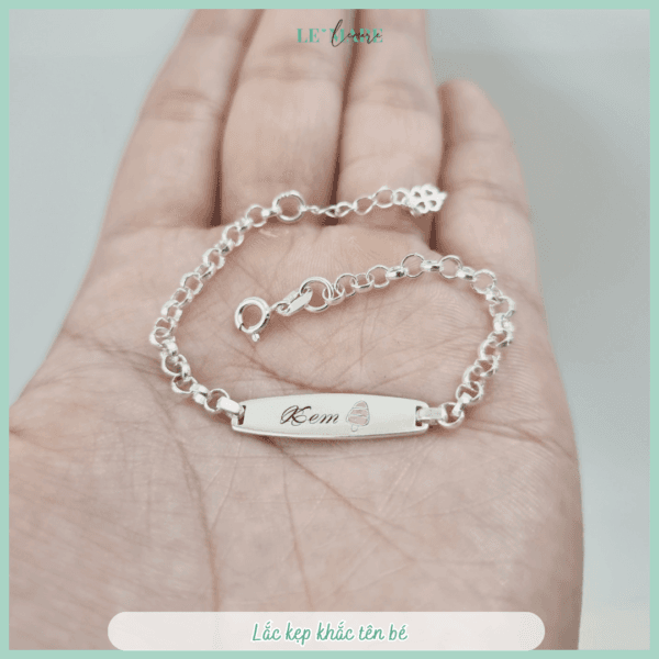Lắc bạc khắc tên làm quà cho bé: Lắc mo BK01 Le’Mare Jewelry - Ảnh 4