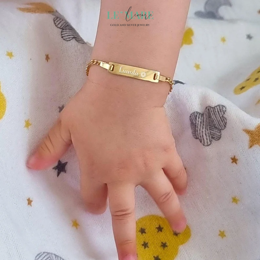 Chiếc lắc Bạc cho con đầu tiên – Câu chuyện khởi đầu bằng yêu thương Le'mare Jewelry LMJ