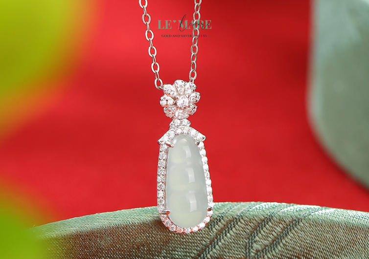Khám phá BST Trang Sức Ngọc Bích kết hợp bạc từ Le’Mare LMJ – tinh hoa thiên nhiên, nghệ thuật chế tác, vẻ đẹp dành riêng cho bạn.