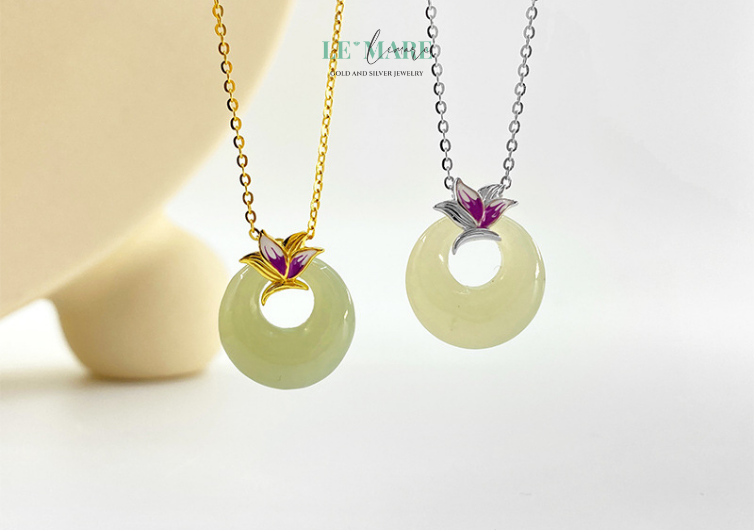 Dây Chuyền Ngọc Bích – Vẻ Đẹp Thanh Khiết Nơi Cổ Ngọc Thiết kế thủ công tinh xảo, mang hồn Việt trong dáng vẻ hiện đại.