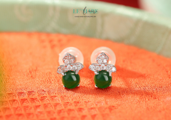 Khuyên tai Ngọc Bích nữ BNKT05