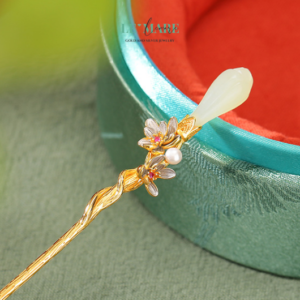 Trâm Cài Tóc Thanh Hoa – Khi nụ hoa ngọc bích chớm nở giữa mái tóc người thiếu nữ BNTC01 Le'mare Jewelry LMJ