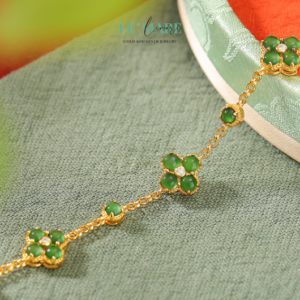 Lắc Tay Bạc Nữ Ngọc Bích Cỏ Bốn Lá May Mắn – Duyên Dáng và Bình An BNVT06 Lắc Tay Bạc Nữ Ngọc Bích Cỏ Bốn Lá May Mắn – Duyên Dáng và Bình An BNVT06 Le'mare Jewelry LMJ