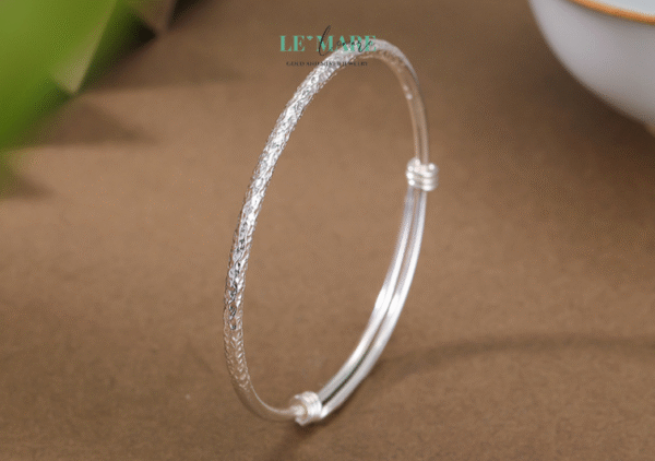 Vòng tay   bạc  nữ BNVT15