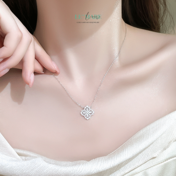 Dây chuyền bạc nữ Phúc Diệp – Hoa bốn cánh, gói trọn điều lành BNDC95 - Ảnh 3