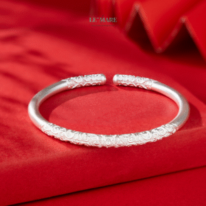 Gramina – Khi nét mềm mại của cỏ ôm lấy sự cứng cáp của bạc BNVT96 Le'mare Jewelry LMJ