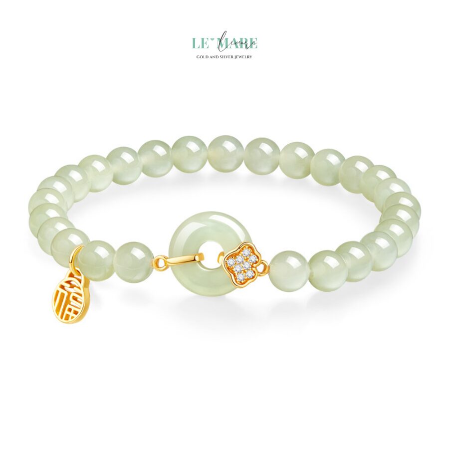 Trường An Ngọc – Dấu Ấn Bình Yên Giữa Đời Thường BNVT34 Vòng tay bạc nữ Trường An Ngọc không dành cho tất cả, mà dành riêng cho những người hiểu được giá trị của sự tĩnh lặng, của vẻ đẹp nội tâm, và của tình yêu chân thành. Dù là người trao tặng hay người được nhận, món quà này sẽ là lời nhắn gửi dịu dàng nhất: "Bạn xứng đáng với những điều an lành nhất trên đời."